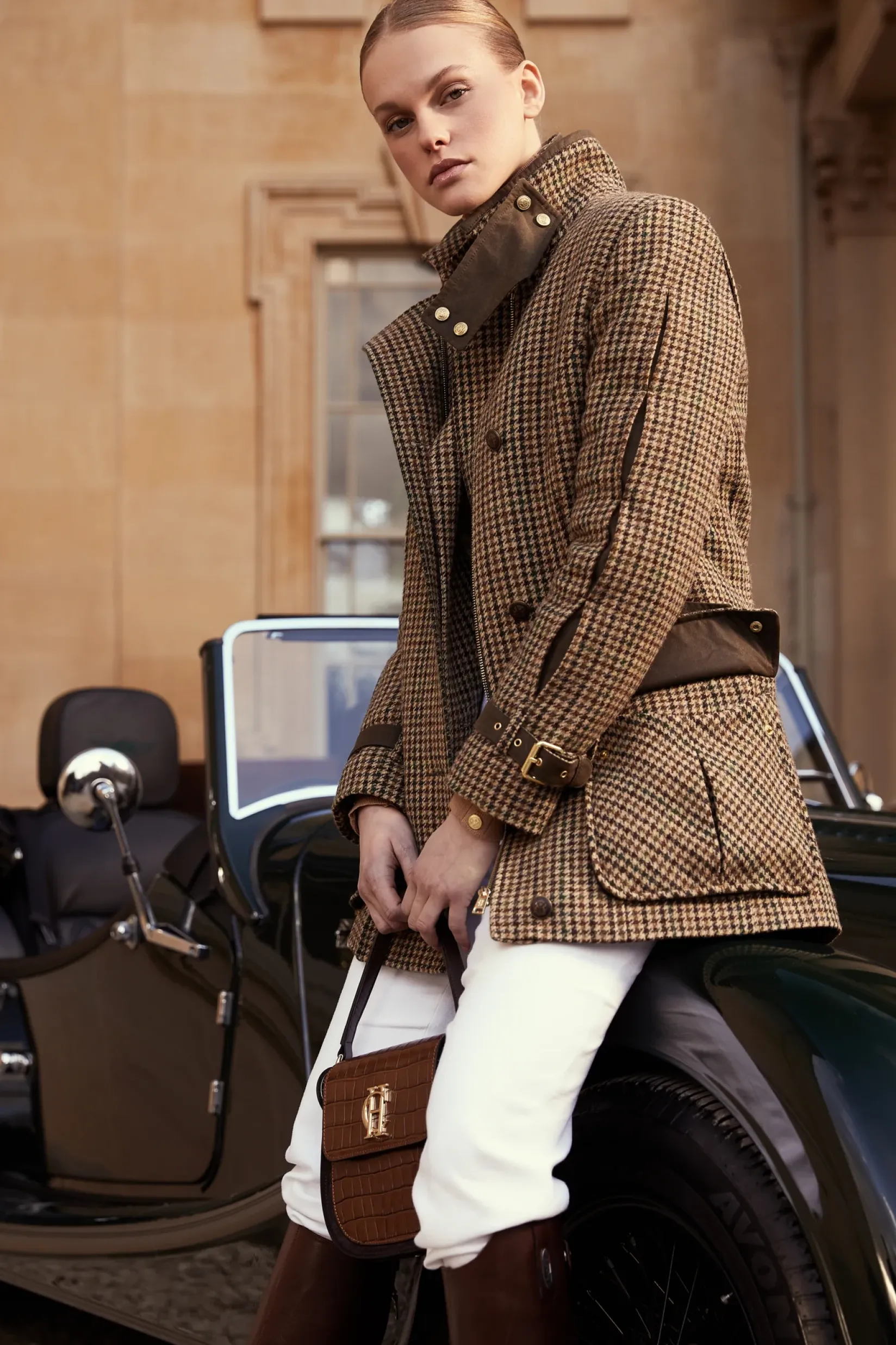 Holland Cooper Coats-Balmoral Field Coat Hailes Green Tweed