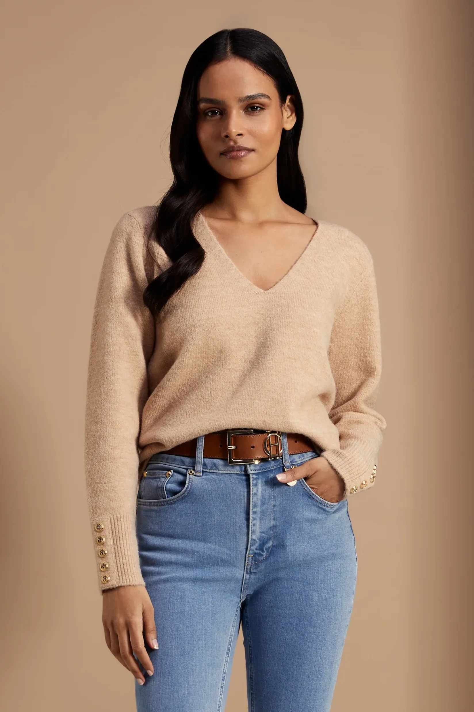 Holland Cooper Knitwear-Berkeley V-Neck Knit Camel
