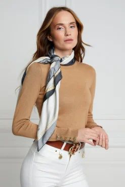 Holland Cooper Knitwear|Country Collection-Buttoned Knit Crew Neck Dark Camel