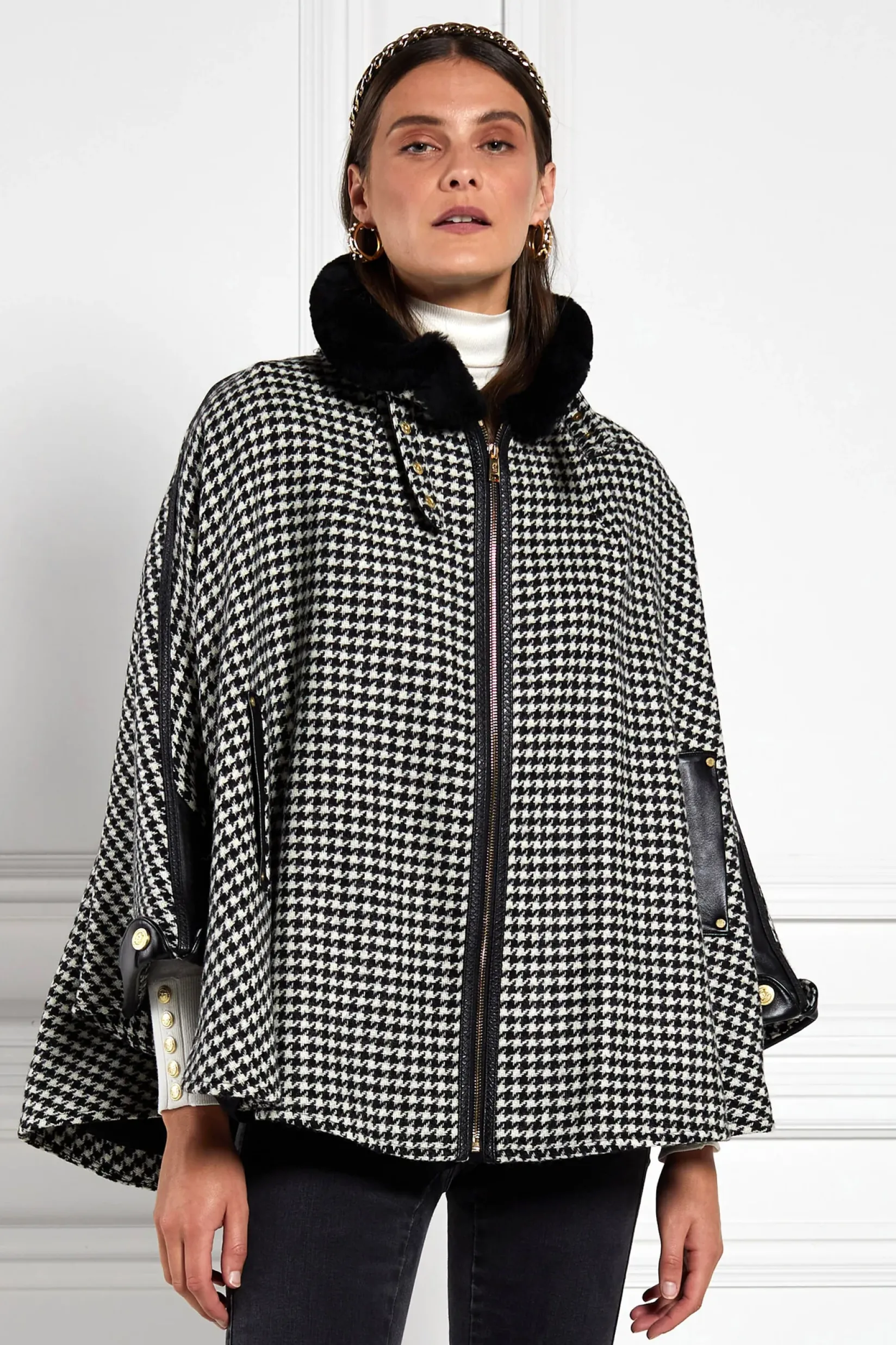 Holland Cooper Capes|In Stock Tailoring-Chiltern Cape Houndstooth