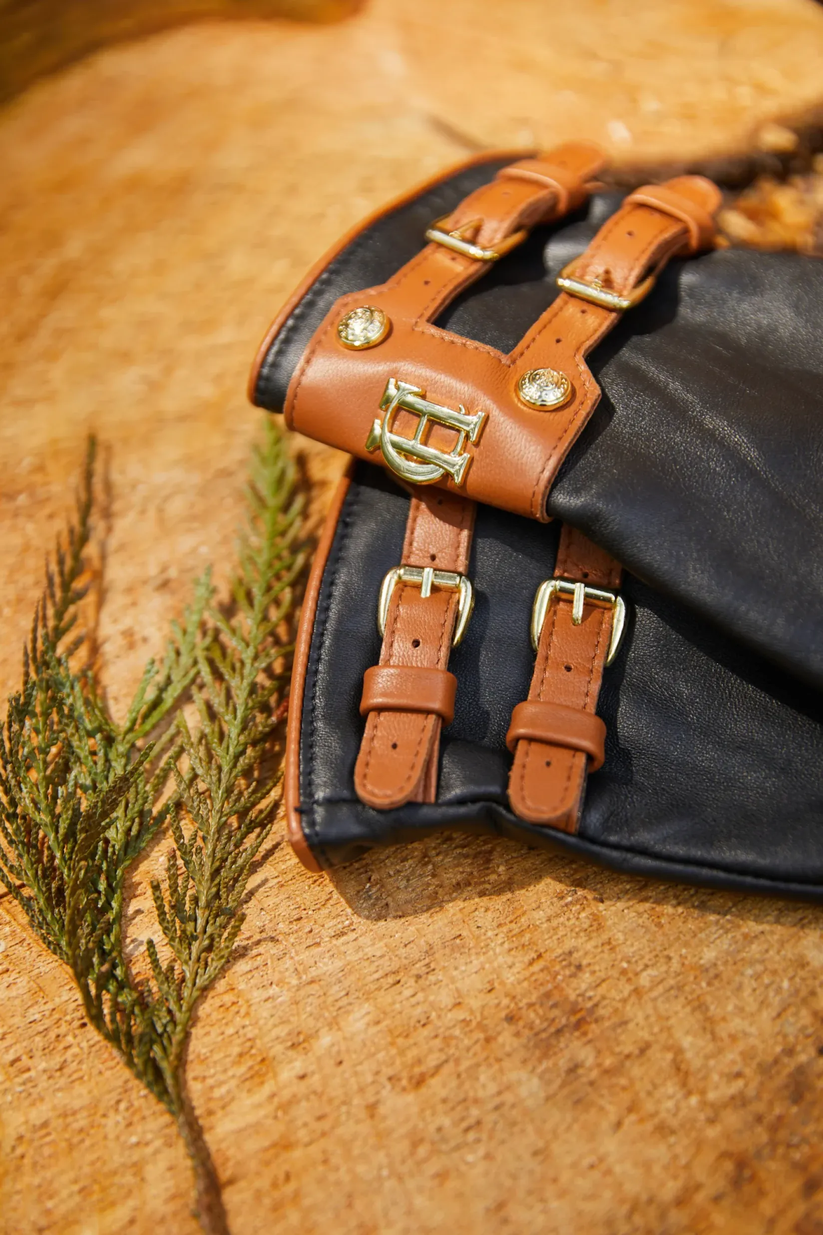 Holland Cooper Accessories|Shop Women-Contrast Leather Gloves Black Tan