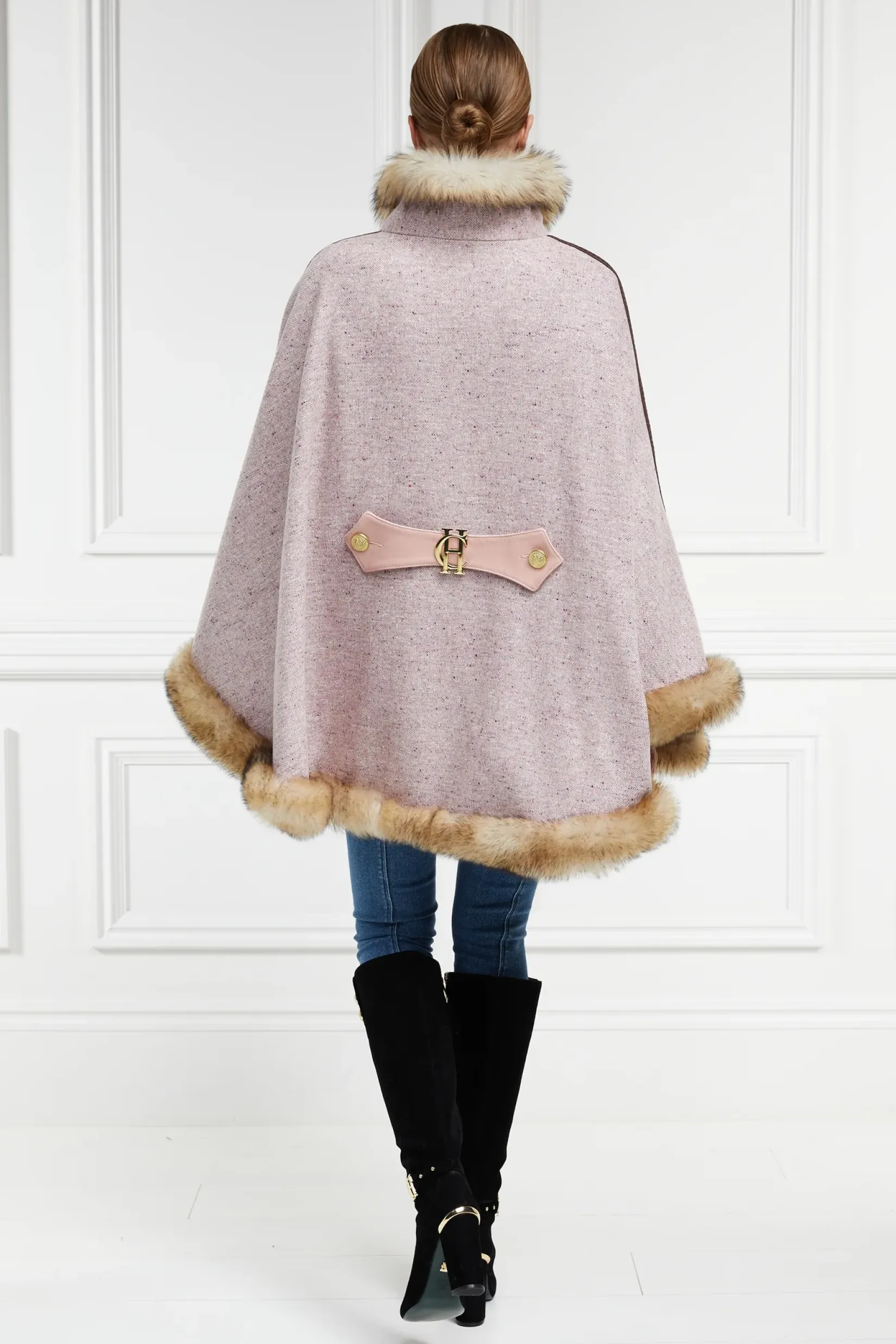 Holland Cooper Capes-Gold Label Chiltern Cape Anniversary Pink