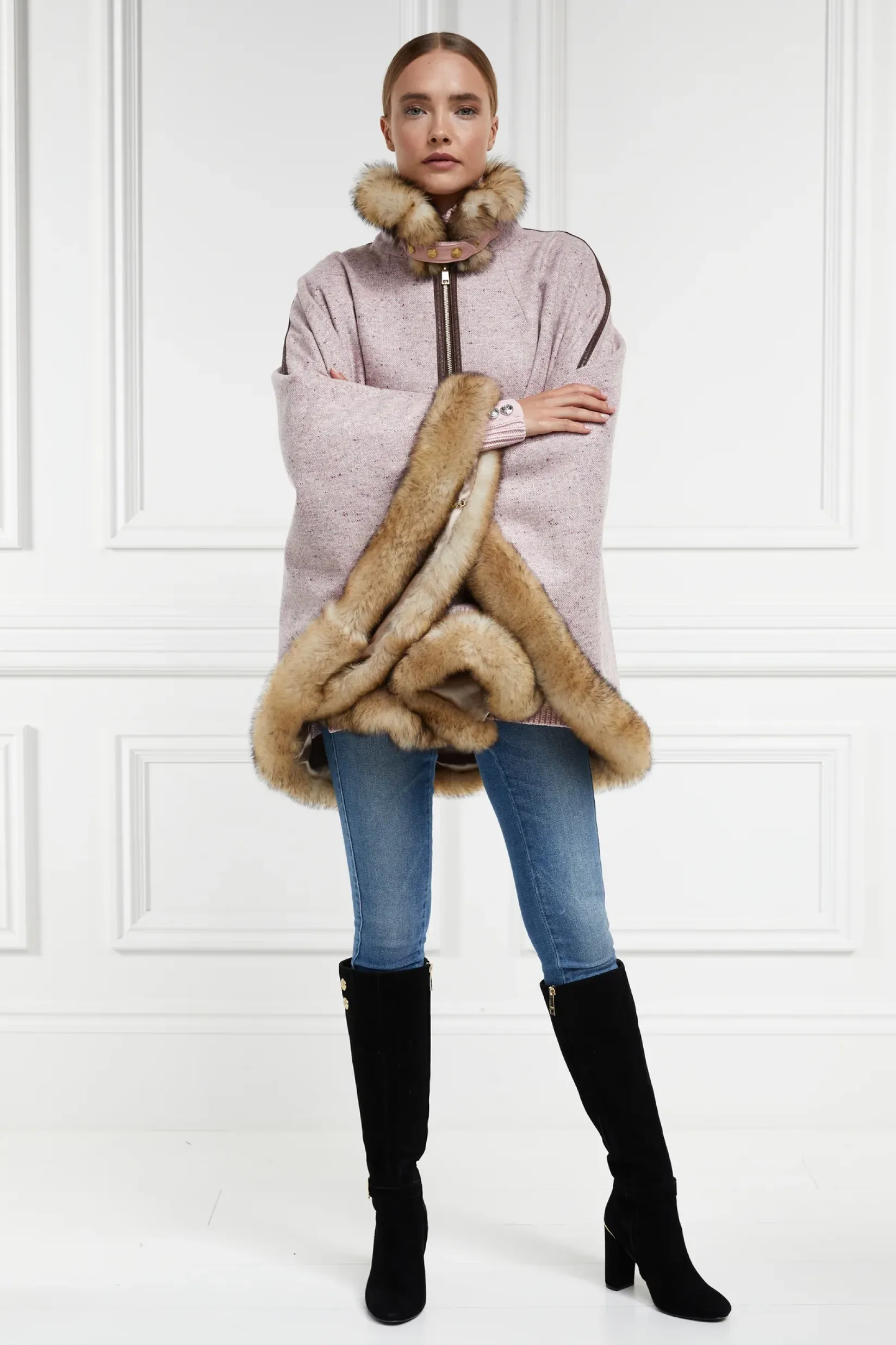 Holland Cooper Capes-Gold Label Chiltern Cape Anniversary Pink