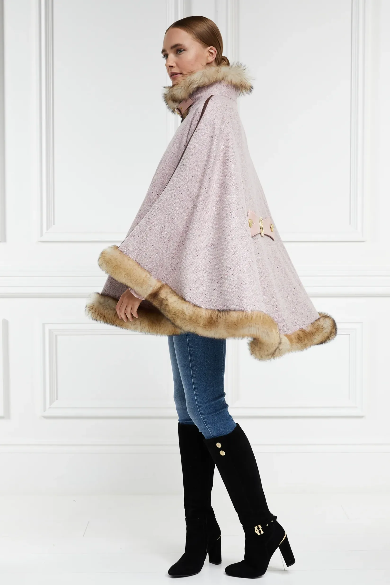 Holland Cooper Capes-Gold Label Chiltern Cape Anniversary Pink
