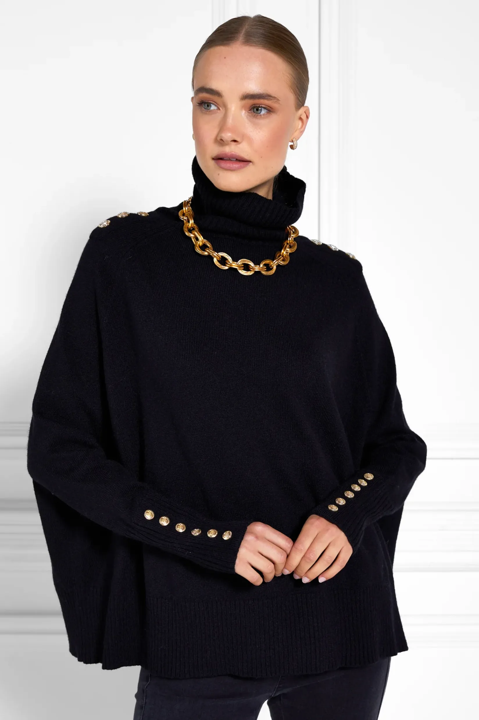 Holland Cooper Knitwear-Kingsbury Cape Knit Black
