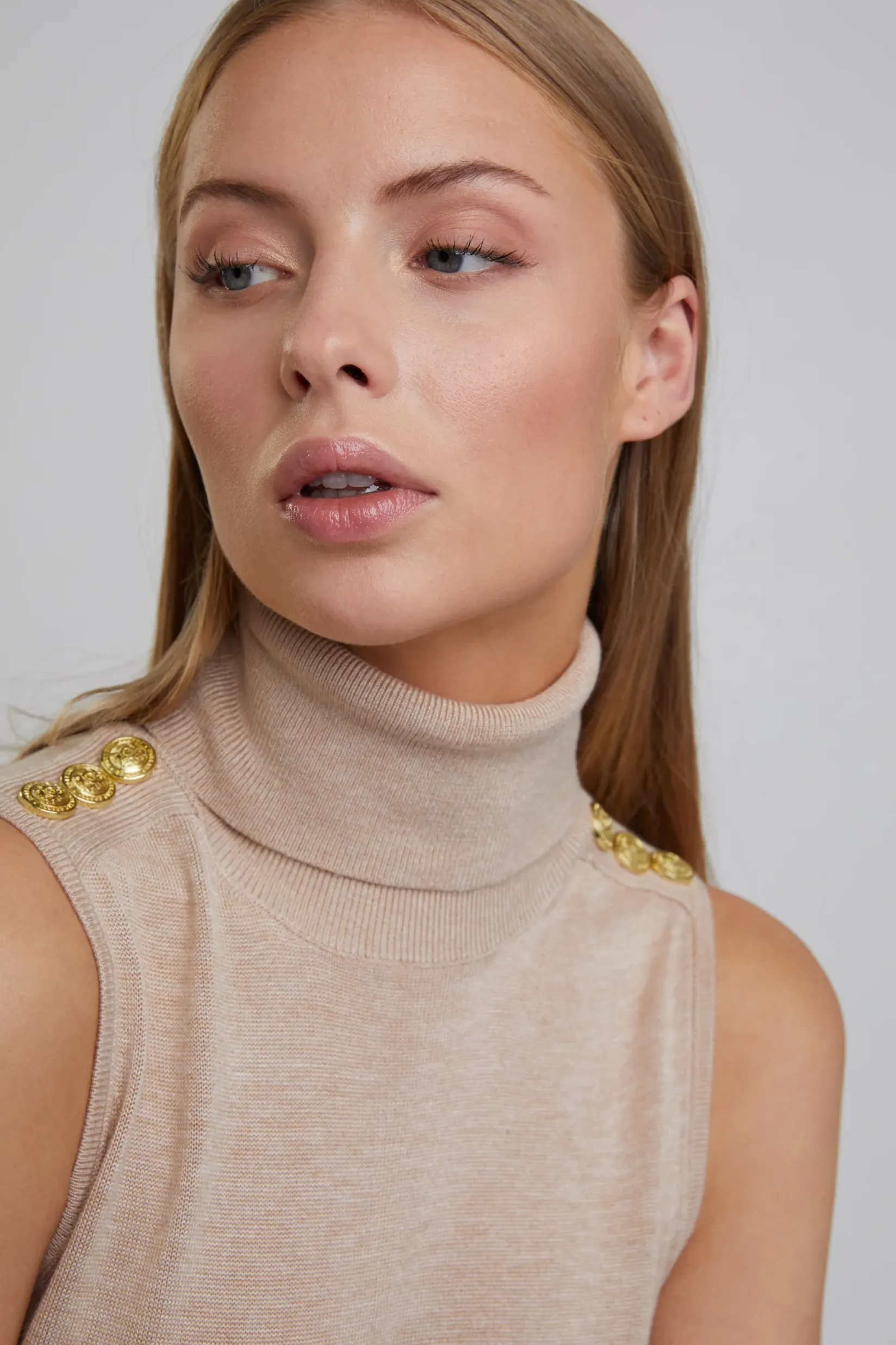 Holland Cooper Knitwear-Luxury Sleeveless Roll Neck Camel