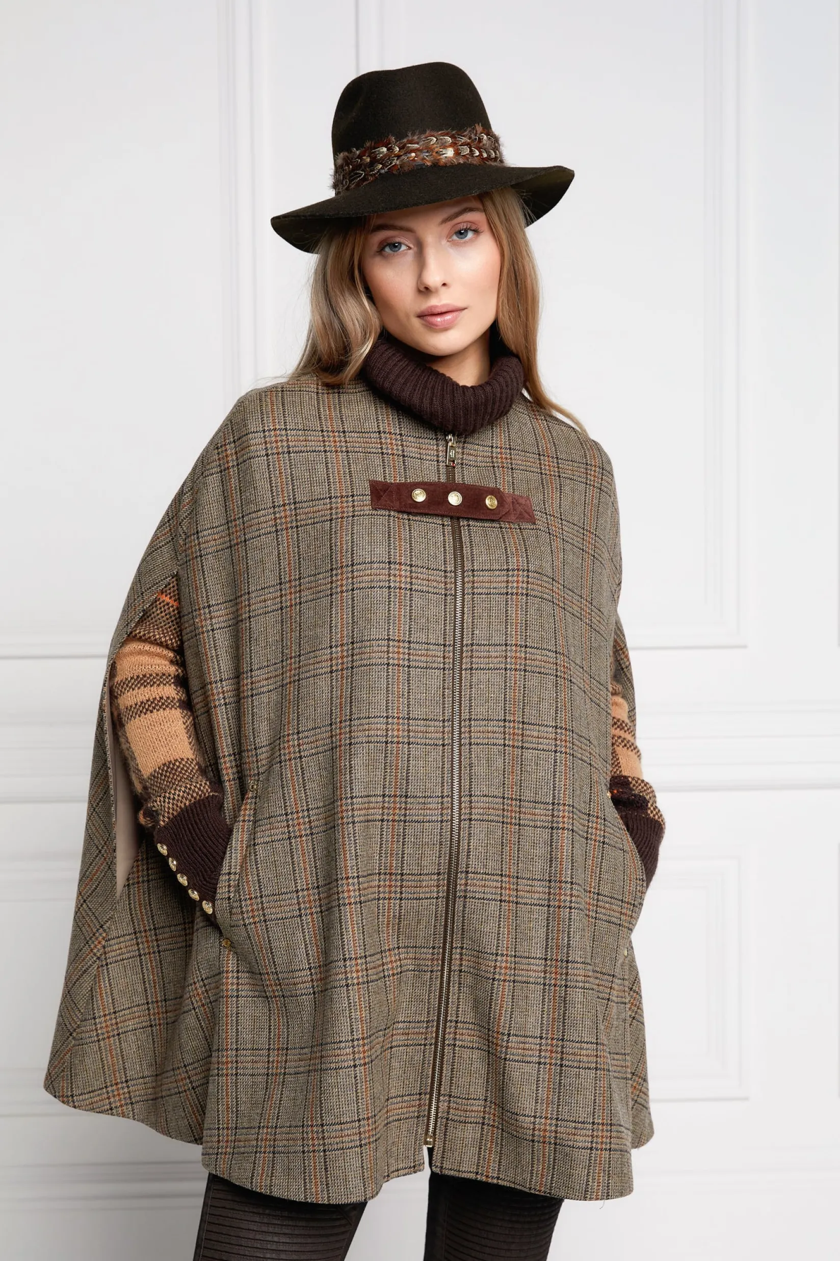 Holland Cooper Capes-Slim Cape Bourbon Tweed
