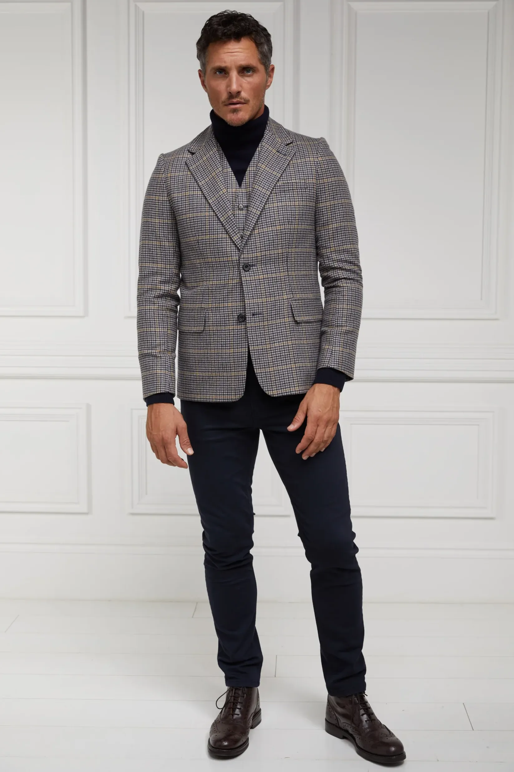 Holland Cooper Waistcoats|Shop By Product-St James Waistcoat Prince of Wales Navy