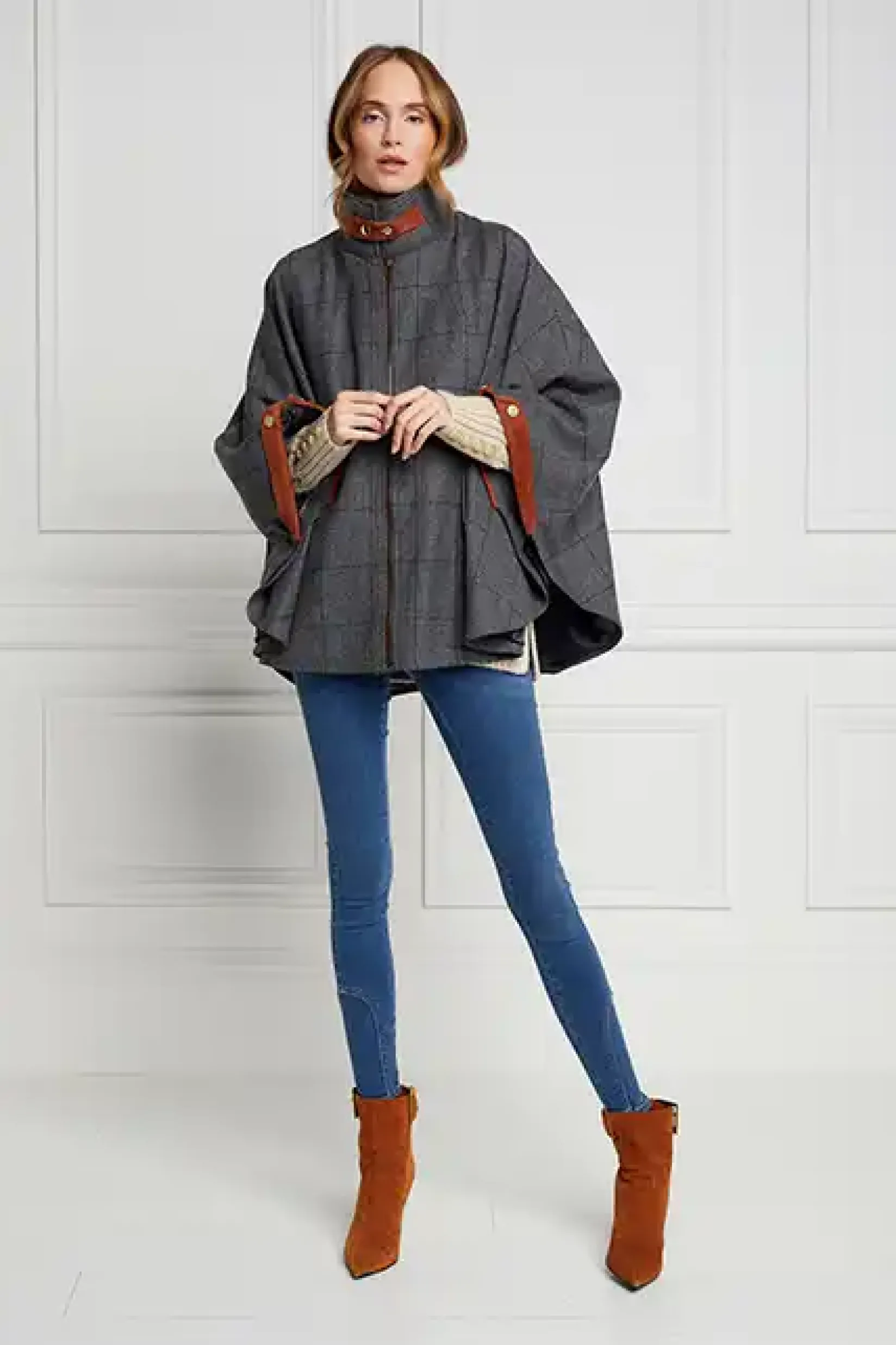 Holland Cooper Capes-The Classic Cape Mid Blue Check