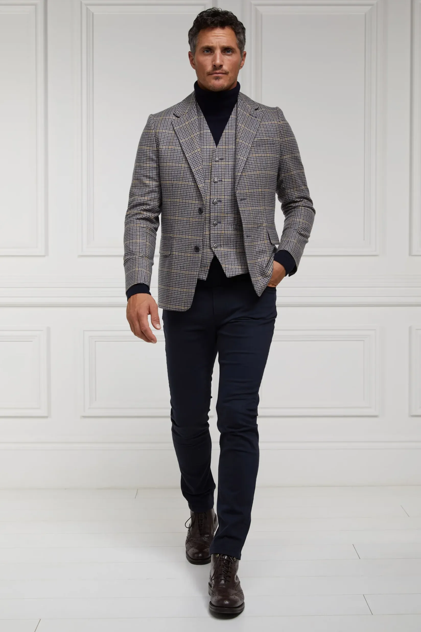 Holland Cooper Gifts For Him|Blazers-The Single Breasted Blazer Prince Of Wales Navy